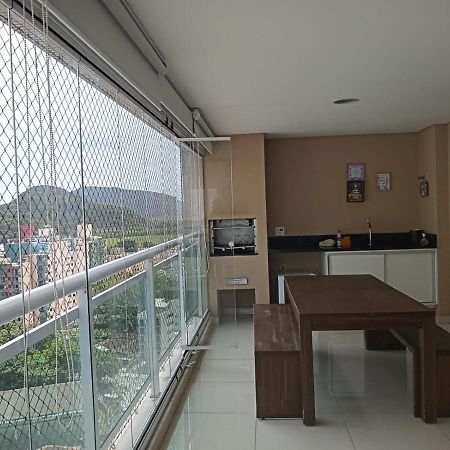 Excelente Apartamento Em Condominio Na Praia Das Asturias Гуаружа Экстерьер фото