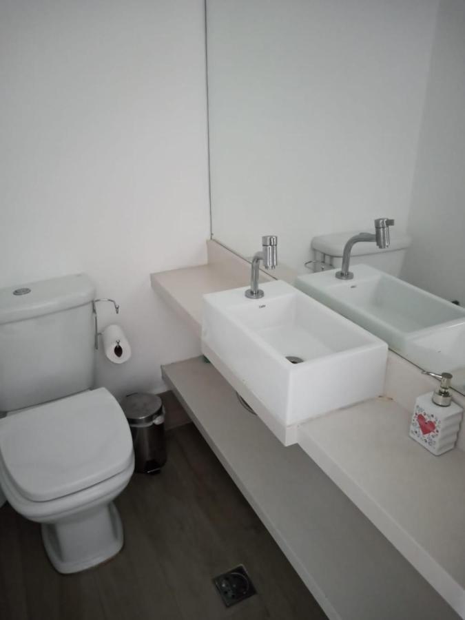 Excelente Apartamento Em Condominio Na Praia Das Asturias Гуаружа Экстерьер фото